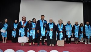 KAYÜ İncesu Ayşe ve Saffet Arslan Sağlık Hizmetleri Meslek Yüksekokulu öğrencileri mezun oldu