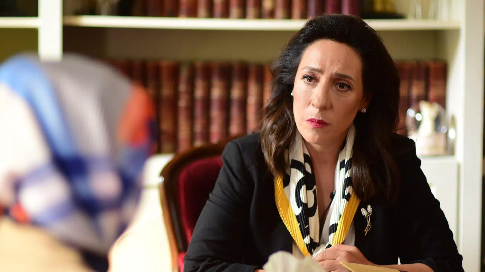 Kırmızı Odanın Psikolog Hanımı Yeni Projeyle Bomba Gibi Geliyor! İşte Binnur Kaya Yeni Projesi