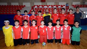 Kulüplü Minik Erkekler Hentbol Birinciliği Devam Ediyor