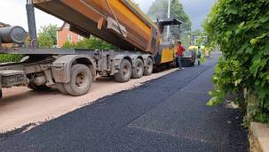 Maşukiye Manavgat Caddesi'nde yürüyüş yolu ve asfaltlama