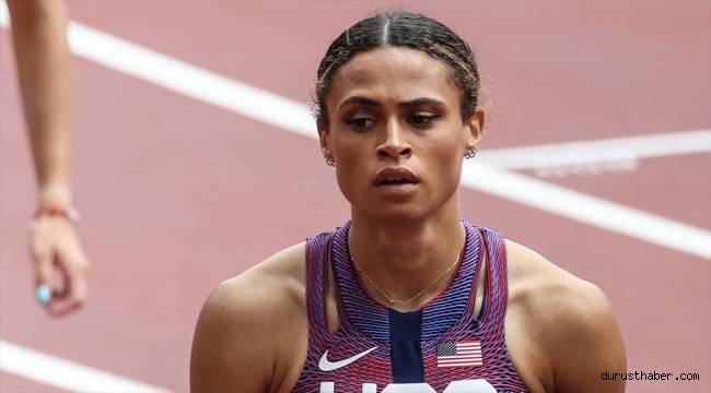 McLaughlin, kendisine ait kadınlar 400 metre engelli dünya rekorunu geliştirdi