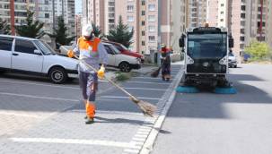 Melikgazi'de mahallelerde toplu temizlik uygulaması Yeşilyurt'ta