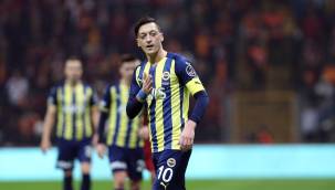 Mesut Özil Fenerbahçe'den ayrılıyor mu? Özil'in menajeri konuştu