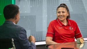 Milli boksör Şennur Demir, kariyerine Avrupa şampiyonluğuyla veda etmek istiyor