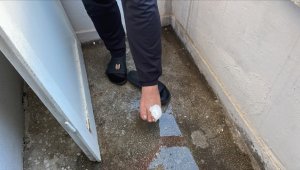 Niğde'deki yangında balkondan sarkan kadını kurtaran komşusu yaşadıklarını anlattı