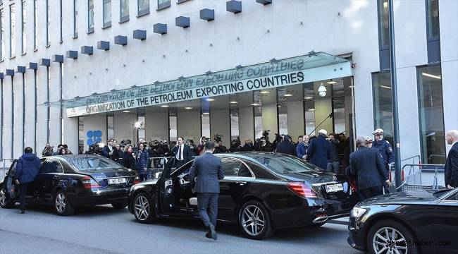 OPEC+ grubu ağustosta günlük 648 bin varil üretim artışına gidecek
