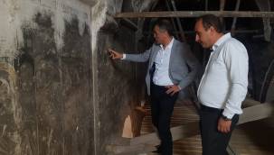 Restorasyonu devam eden Kilise’de teknik inceleme