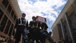 Şehidimiz Astsubay Oğuzhan Arduç gözyaşlarıyla uğurlandı 