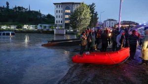 Sel ve su baskını yaşanan Akyurt'ta hayatını kaybedenlerin sayısı 2'ye yükseldi