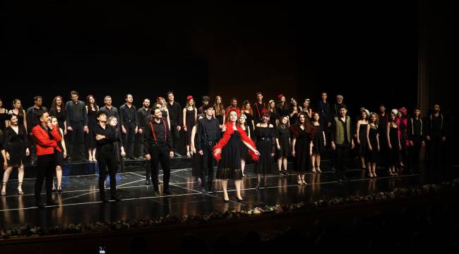 Sinemanın yeni yıldızlarından muhteşem gala