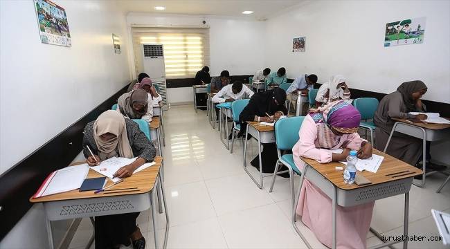 Sudan'da YTB'nin "Türkiye Bursları"na yaklaşık 10 bin kişi başvurdu
