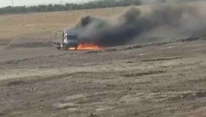 Suriye'nin kuzeyinde tespit edilen bomba yüklü kamyon imha edildi