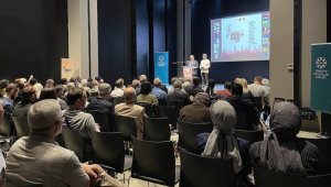 "Türkçenin 14. Uluslararası Şiir Şöleni" AKM'de başladı