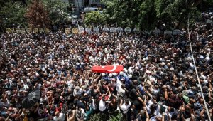 Usta oyuncu Cüneyt Arkın son yolculuğuna uğurlandı