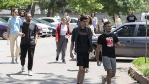 YKS'de ikinci gün heyecanı: AYT oturumu başladı