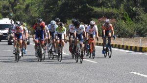 15 Temmuz Şehitlerini Anma Ulusal Bisiklet Yol Yarışı yapıldı