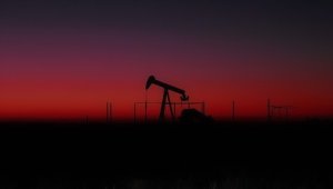 ABD'nin ticari ham petrol stokları azaldı