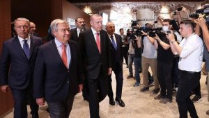 Afrika Birliği, İstanbul'daki tahıl koridoru anlaşmasını memnuniyetle karşıladı