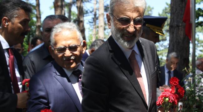 AK Parti Kayseri Milletvekili Taner Yıldız: “Aynı safta namaz kıldığınız insanların ihaneti”