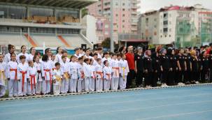 Akçaabat'ta Yaz Spor Okullarının Açılışı Yapıldı 