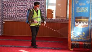 Akçakale Belediyesi'nden Camilerde Bayram Temizliği