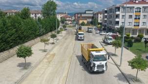 Alt yapısı biten yollar asfaltlanıyor