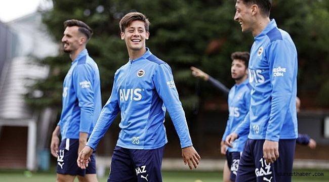 Arda Güler'den dikkat çeken Mesut Özil mesajı