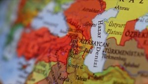 Azerbaycan ve Ermenistan Dışişleri Bakanları Tiflis'te bir araya geldi