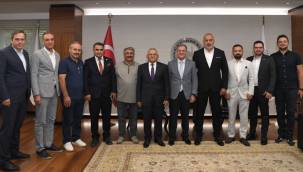 Başkan Büyükkılıç'a Avrupa'daki Kayserililerden ''teşekkür '' ziyareti