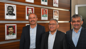 Başkan Büyükkılıç, Felahiye Belediyesi'ni Ziyaret Etti