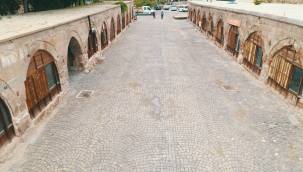 Başkan İlmek: “İncesu’yu Kayseri’de tarihin yeri haline getirmeye çalışıyoruz”