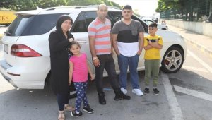 Bayramın ilk günü Kapıkule'ye ulaşan gurbetçiler baba ocağına yol alıyor