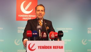 'Bu millete ne kasa başındakiler ne de masa başındakilerden fayda gelmez'