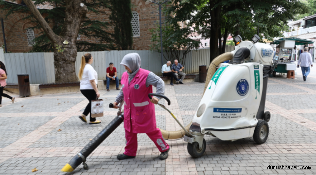 Bursa caddelerine kadın eli değiyor