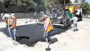 Cevher Dudayev Mahallesi ve 20 Temmuz Mahallesi'nde sıcak asfalt serimi devam ediyor 