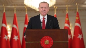 Cumhurbaşkanı Erdoğan: 15 Temmuz gecesi Türkiye'nin asla esir edilemeyeceğini gösterdik
