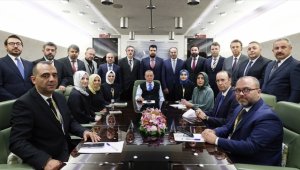 Cumhurbaşkanı Erdoğan: ABD şu anda Fırat'ın doğusunu terk etmek durumunda