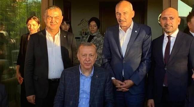 Cumhurbaşkanı Erdoğan, Kayseri'de protokolle akşam yemeğine katıldı