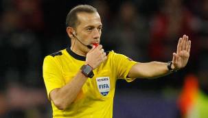 Cüneyt Çakır açıkladı: Hakemliği bırakacak mı?