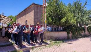 Eski Belediye Başkanı Celal Kayır’ın oğlu Alaaddin Kayır toprağa verildi