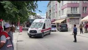 Eskişehir'de boş binanın yıkımı sırasında kolon altında kalan kişi yaralandı