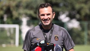 Galatasaray Teknik Direktörü Okan Buruk: Transfer 7 Eylül'e kadar devam ediyor, bu sürenin sonuna kadar beklemeyeceğiz