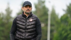 Gaziantep FK Teknik Direktörü Erol Bulut: Lige hazır değiliz