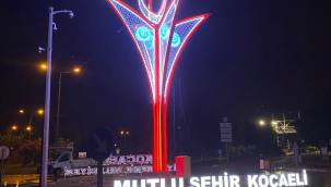 Görsel aydınlatmalar Kocaeli'ye renk katıyor