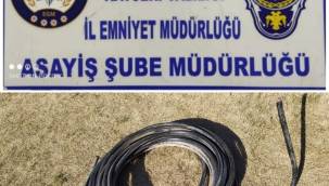 Gündüz vakti kablo hırsızlığı yapan 2 şüpheli yakalandı