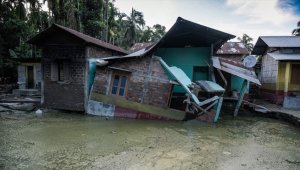 Hindistan'da 47 günde şiddetli yağış nedeniyle 102 kişi hayatını kaybetti