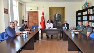 İlçe protokolü restorasyonu devam eden Aslanlı Ev'deki çalışmaları yerinde inceledi 