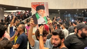 Irak'ta Sadr anayasa ve rejim değişikliği istedi