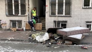 İstanbul'da su basan ev ve iş yerlerinde temizlik sürüyor