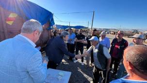 İyi Parti Milletvekili Dursun Ataş'a Vatandaş Böyle Seslendi: ''Yeter Artık Kurtarın Bizi''